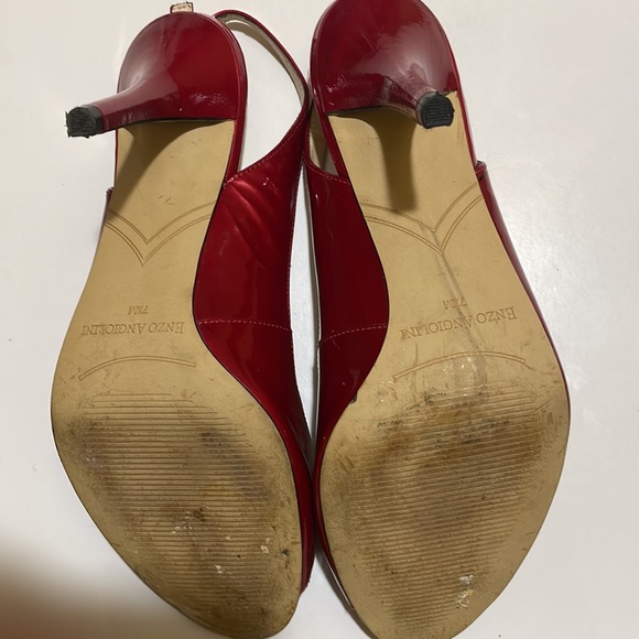 Red sling back pumps - Picture 5 of 10